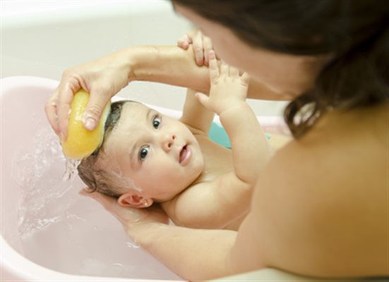 Matériel de toilette du bébé